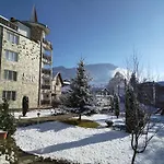 Sunny Eagle Rock Apartment Beli Iskar